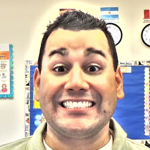 Ismael Colon Photo 9