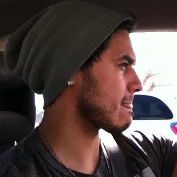 Henry Acosta Photo 30