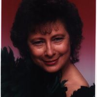 Mary Guest Photo 26
