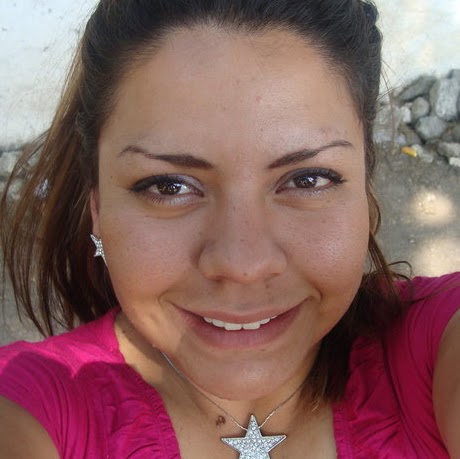 Sandra Arias Photo 5