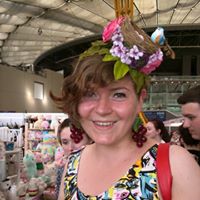 Emily Carson Photo 12
