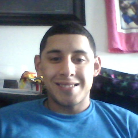 Robert Castro Photo 38