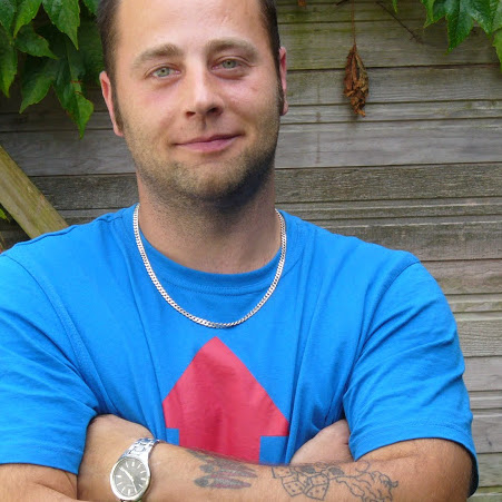 Martin Sanders Photo 27
