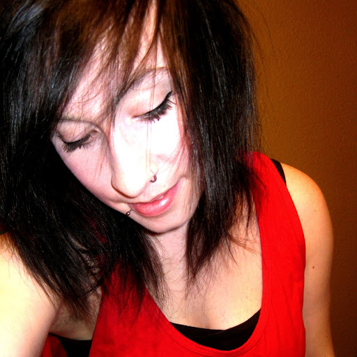 Hannah Armstrong Photo 25