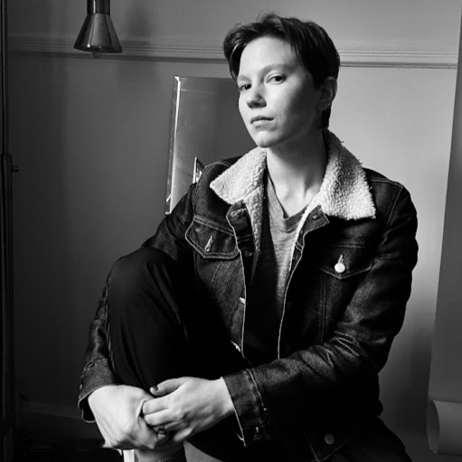 Katherine Bernard Photo 9