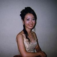 Julie Song Photo 28