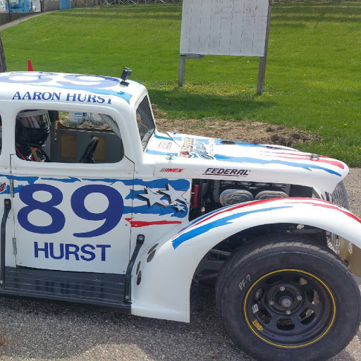 Aaron Hurst Photo 31