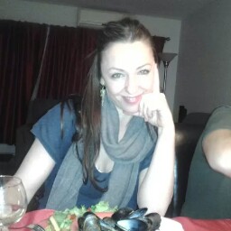Christine Bouchard Photo 37