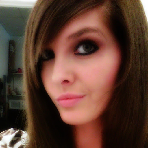 Lyndsey Thacker Photo 3
