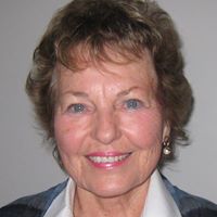 Edie Jenkins Photo 4