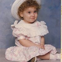 Alicia Crews Photo 9