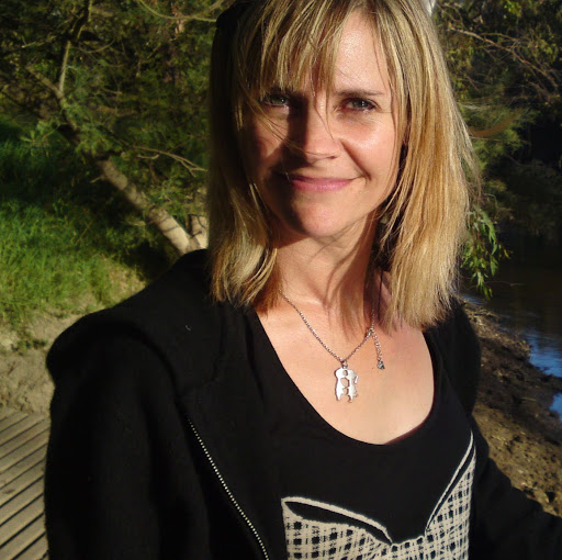 Suzanne Ball Photo 25