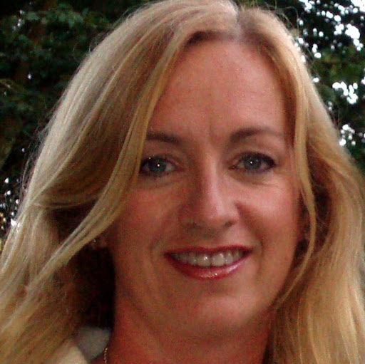 Jane Giles Photo 33