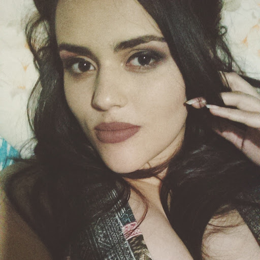 Natalia Reis Photo 24