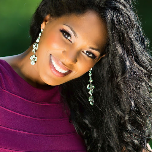 Alicia Watkins Photo 22