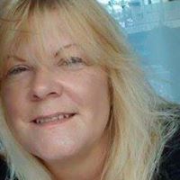 Gayle Davies Photo 18