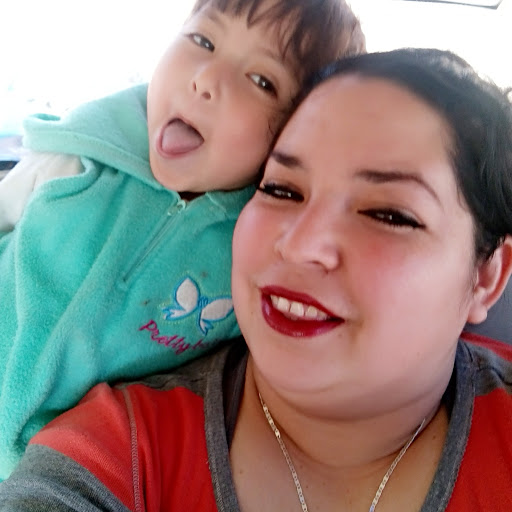 Rachel Gonzalez Photo 7