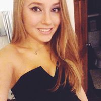 Lauren Lowe Photo 24