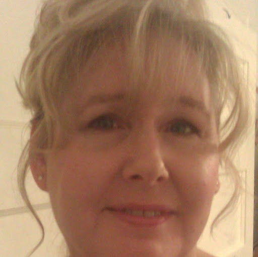 Tabitha Robinson Photo 15