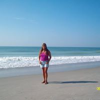 Laurie Bond Photo 7