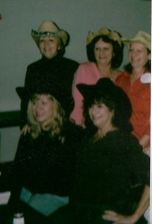 Linda Littleton Photo 9