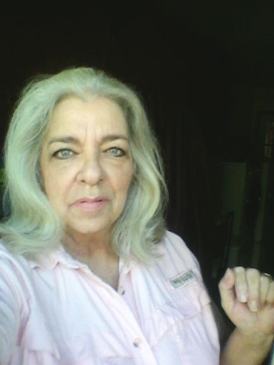 Jeannie Thompson Photo 16