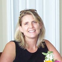 Jennifer Larson Photo 46