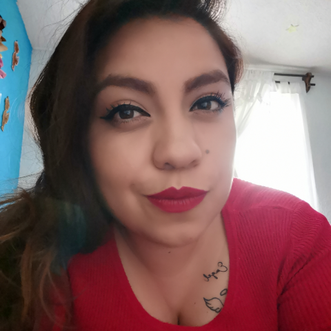 Karen Ruiz Photo 8