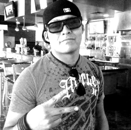 Eric Holiday Photo 27
