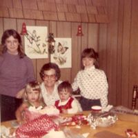 Ann Simmons Photo 22