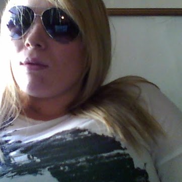 Andrea Rowell Photo 23