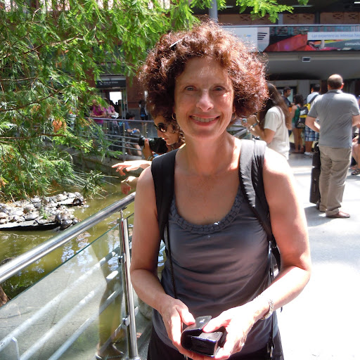 Debbie Schneider Photo 33