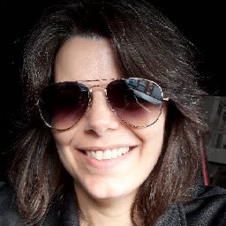 Julia Almeida Photo 32