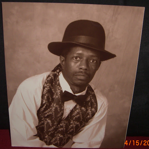 Ronald Taylor Photo 22