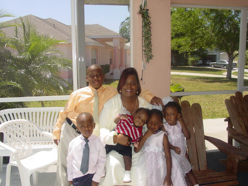 Annette Campbell Photo 4