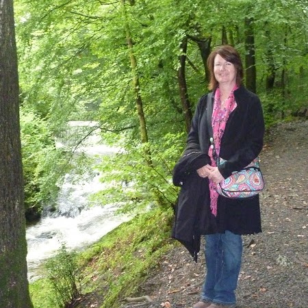 Sally Hopper Photo 23