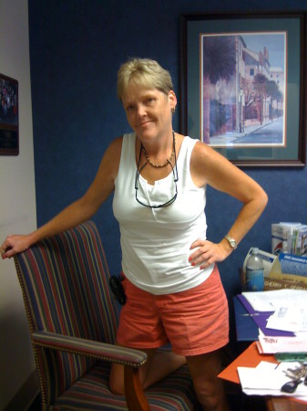 Julie Wall Photo 36