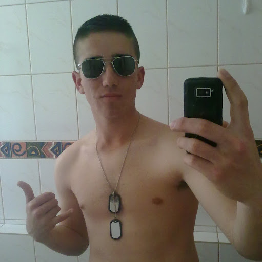 Francisco Fuentes Photo 46