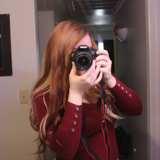 Sara Dean Photo 37