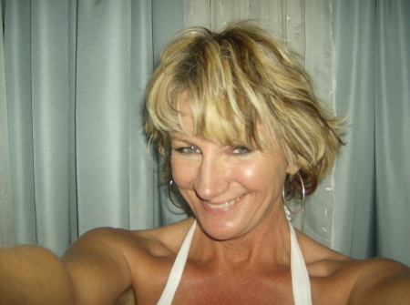 Katherine Smith Photo 37