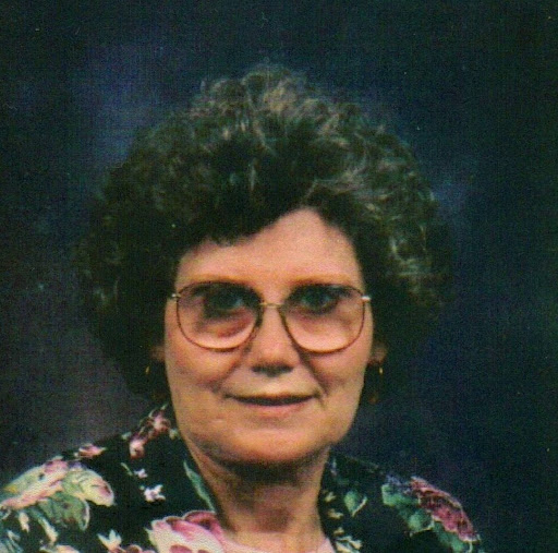 Catherine Moore Photo 47
