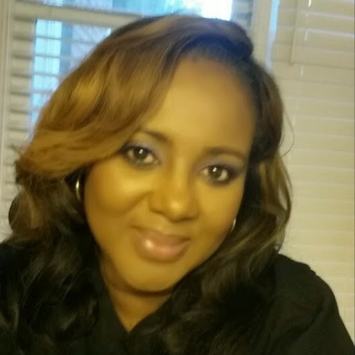 Angela Blount Photo 18