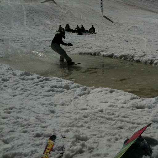 Derek Fowler Photo 5
