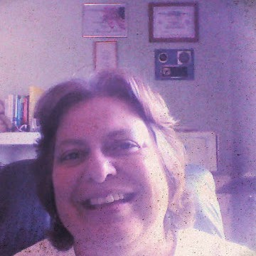 Debbie Barton Photo 38