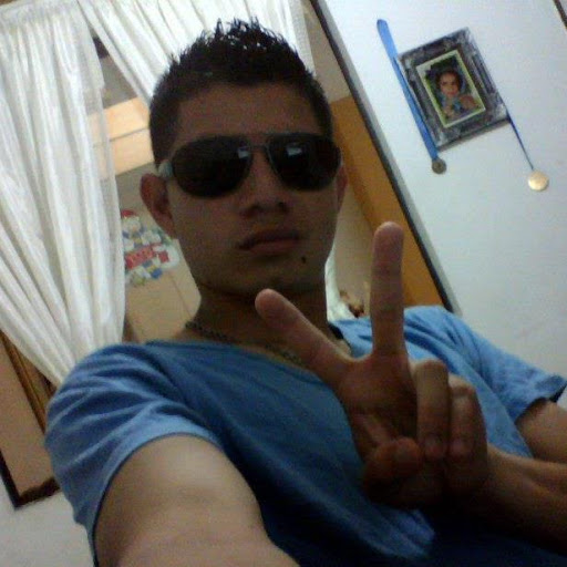 Andres Rojas Photo 38