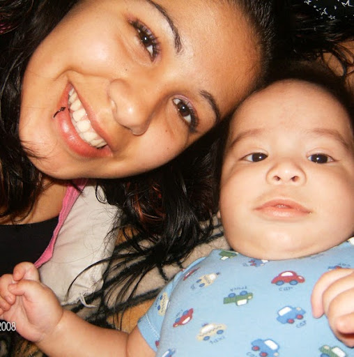 April Valenzuela Photo 40