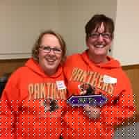 Vicki Leach Photo 25