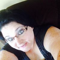 Elizabeth Hawk Photo 23