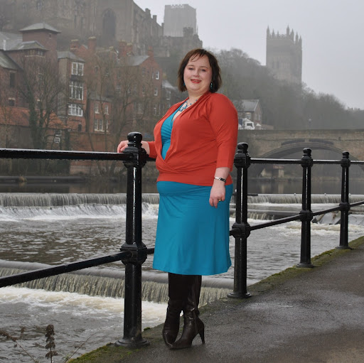 Rebecca Armstrong Photo 5