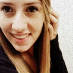 Sarah Robey Photo 17